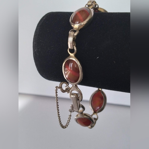 Red Layered Stone and Silver Tone Bracelet - Picture 2 of 3